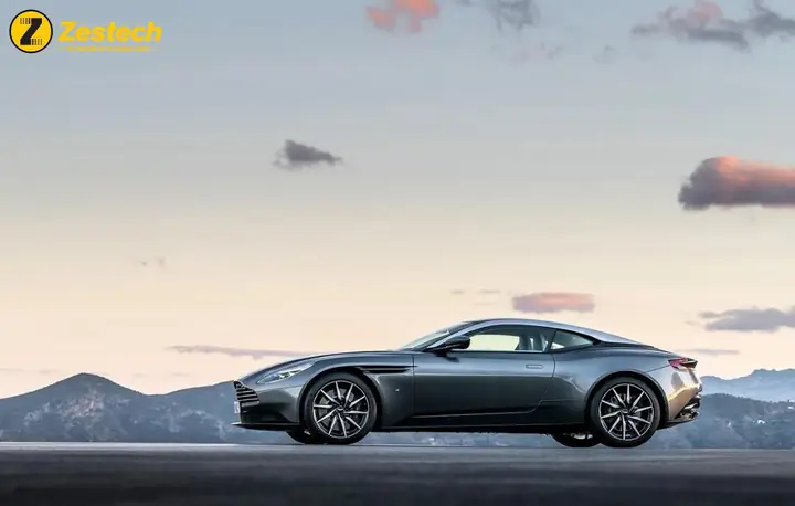 Đánh giá xe Aston Martin DB11: Giá tham khảo, thông số kỹ thuật 2025