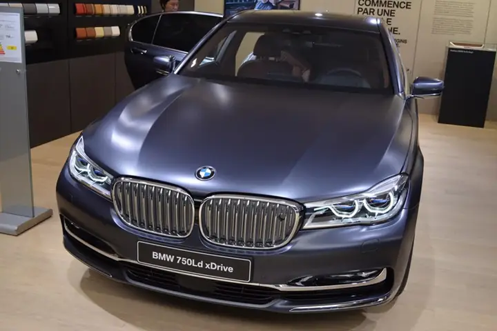 Bmw 750li - Hình 1
