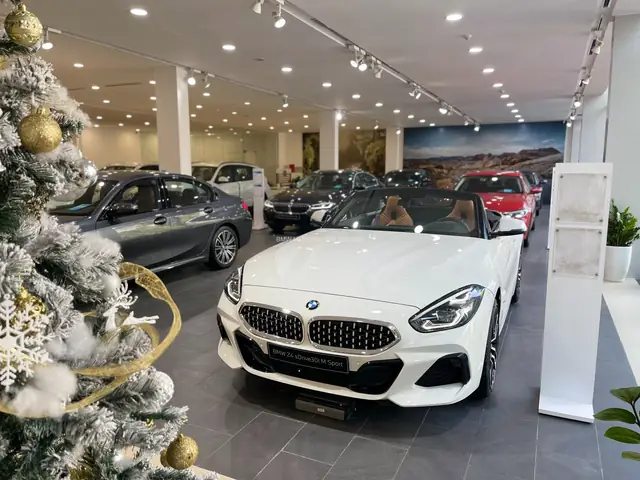 Đánh giá ngoại thất BMW Z4 2025