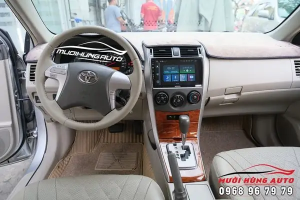 Khám Phá Nội Thất Xe Corolla Altis 2016: Có Gì Đặc Biệt?