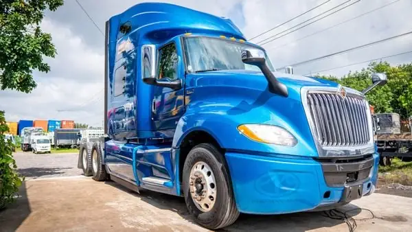 XE ĐẦU KÉO MỸ INTERNATIONAL LT SỐ TỰ ĐỘNG