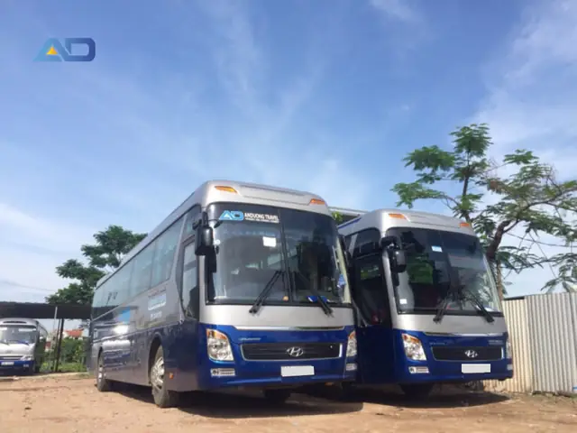 xe du lịch 45 chỗ hiện đại