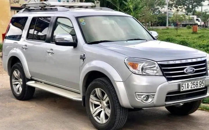 Có Nên Chọn Mua Xe Ford Everest 2011 Cũ? Có Nên Chọn Mua Xe Ford Everest 2011 Cũ?