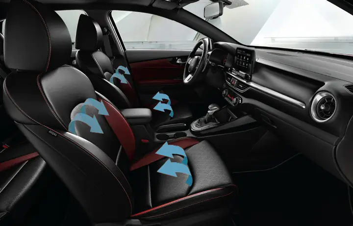 Nội Thất Kia K3 Nhiều Trang Bị Hấp Dẫn Trong Phân Khúc
