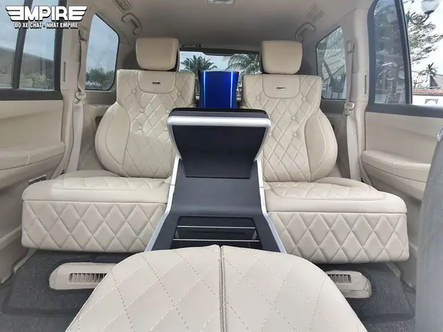 Sang Trọng, Đẳng Cấp, Tiện Nghi Và Hiện Đại Là Thông Điệp Thể Hiện Trên Nội Thất Lexus Lx570 Mà Empire Đã Thiết Kế Và Nâng Cấp Kính Mời Quý Vị Cùng Trải Nghiệm.