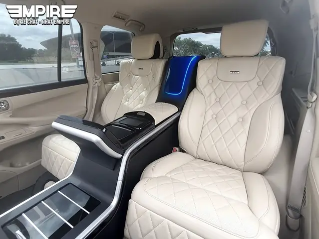 Sang Trọng, Đẳng Cấp, Tiện Nghi Và Hiện Đại Là Thông Điệp Thể Hiện Trên Nội Thất Lexus Lx570 Mà Empire Đã Thiết Kế Và Nâng Cấp Kính Mời Quý Vị Cùng Trải Nghiệm.