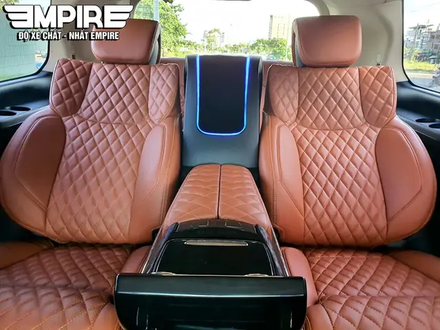 Sang Trọng, Đẳng Cấp, Tiện Nghi Và Hiện Đại Là Thông Điệp Thể Hiện Trên Nội Thất Lexus Lx570 Mà Empire Đã Thiết Kế Và Nâng Cấp Kính Mời Quý Vị Cùng Trải Nghiệm.