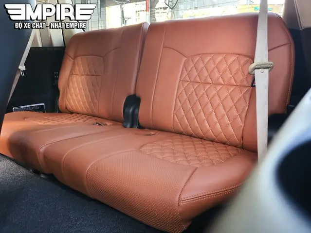Sang Trọng, Đẳng Cấp, Tiện Nghi Và Hiện Đại Là Thông Điệp Thể Hiện Trên Nội Thất Lexus Lx570 Mà Empire Đã Thiết Kế Và Nâng Cấp Kính Mời Quý Vị Cùng Trải Nghiệm.