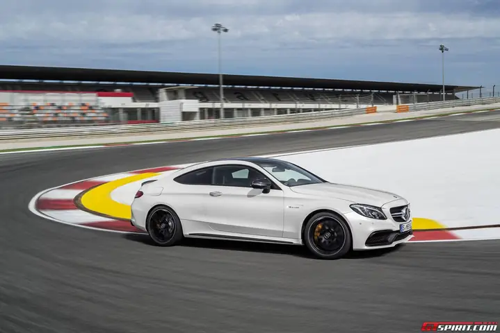 mercedes-amg-c63-coupe-8