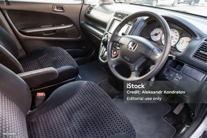 Khám Phá Nội Thất Xe Ô Tô Honda Stream: Thiết Kế Và Tiện Nghi Khám Phá Nội Thất Xe Ô Tô Honda Stream: Thiết Kế Và Tiện Nghi