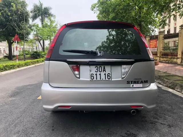 nội thất xe ô tô honda stream đời 2005 nội thất xe ô tô honda stream đời 2005