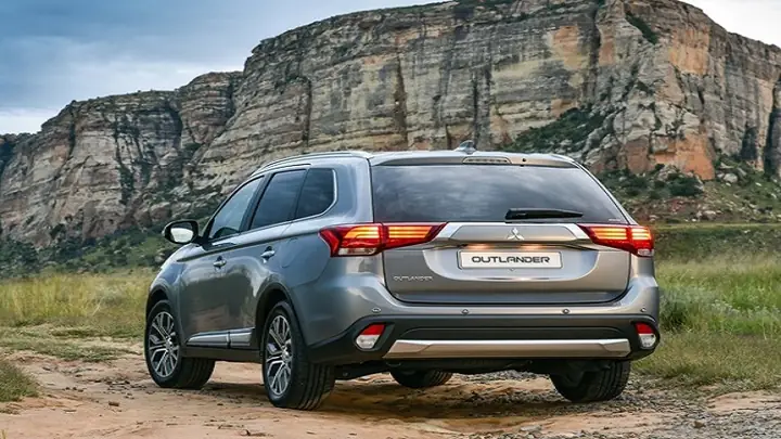 Về Động Cơ Và Trang Bị An Toàn Mitsubishi Outlander 2018 Về Động Cơ Và Trang Bị An Toàn Mitsubishi Outlander 2018