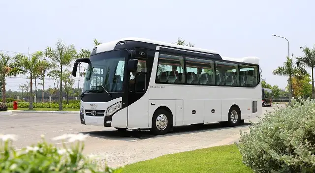 BẢNG GIÁ XE CHỞ KHÁCH 29 CHỖ VÀ 34 CHỖ NGỒI 2023 BẢNG GIÁ XE CHỞ KHÁCH 29 CHỖ VÀ 34 CHỖ NGỒI 2023