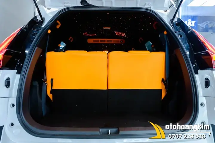 1. Hạng mục Đổi màu nội thất xe Xpander