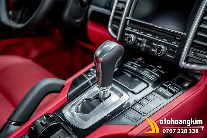 1. Các hạng mục nâng cấp đổi màu nội thất xe Porsche 1. Các hạng mục nâng cấp đổi màu nội thất xe Porsche