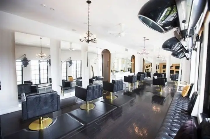 Thiết kế và thi công trọn gói salon tóc Thiết kế và thi công trọn gói salon tóc