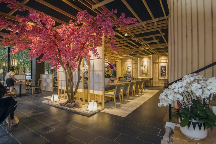 Noi-that-nha-hang-sushiworld-5