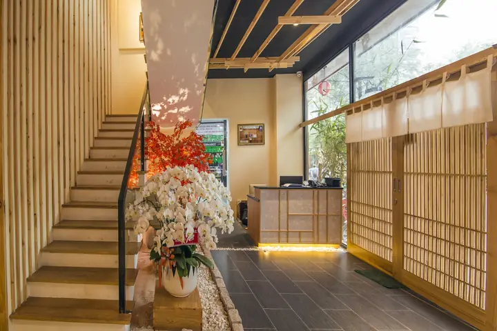 Noi-that-nha-hang-sushiworld-6