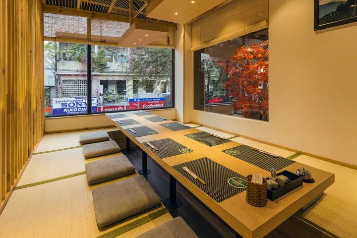 Noi-that-nha-hang-sushiworld-12