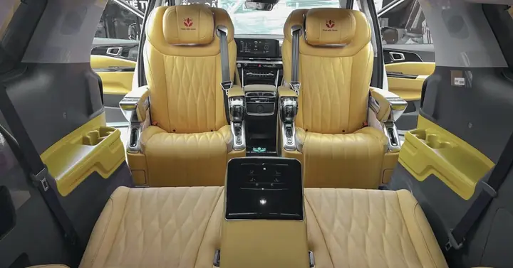 3. Các mẫu ghế VIP có thể độ trên Kia Sedona