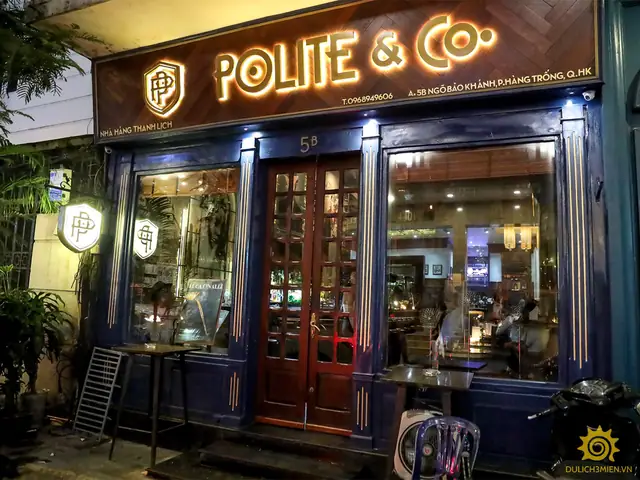 Quán pub ở Hà Nội - Polite & Co