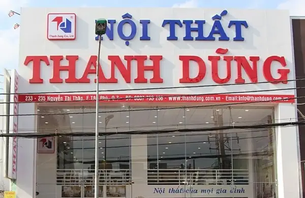 Mẫu biển quảng cáo nội thất với chữ xanh, đỏ nổi bật