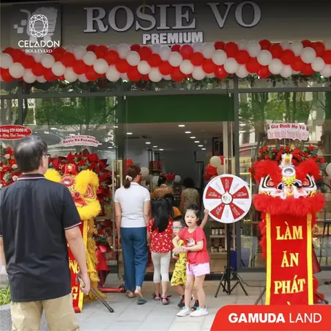 Diện mạo hoàn toàn mới của Rosie Võ
