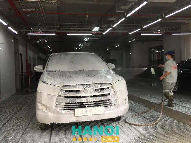 Trung Tâm Rửa Và Chăm Sóc Xe Huy Hương