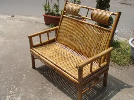 BÃ n gháº¿ tre
