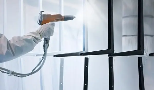 Công nghệ sản xuất bàn chân sắt hiện đại