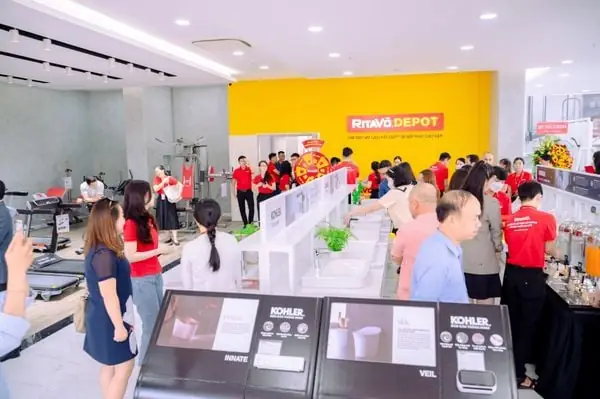 trưng bày