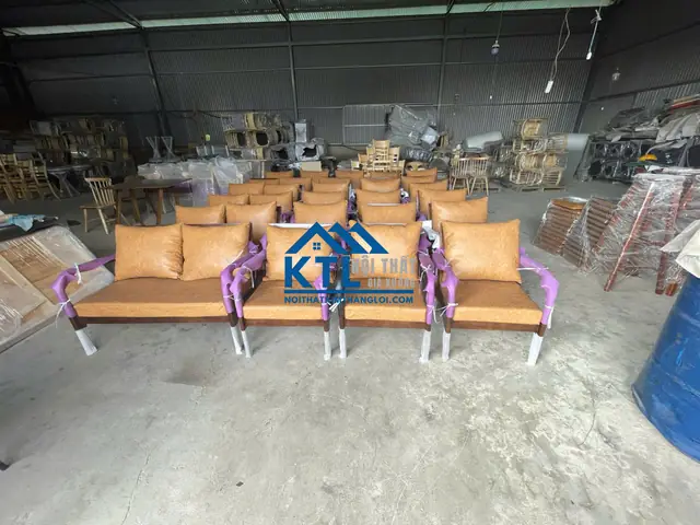Xưởng Sản Xuất, Cung Cấp Bàn Ghế Sỉ Lẻ Theo Yêu Cầu Tại Thủ Đức
