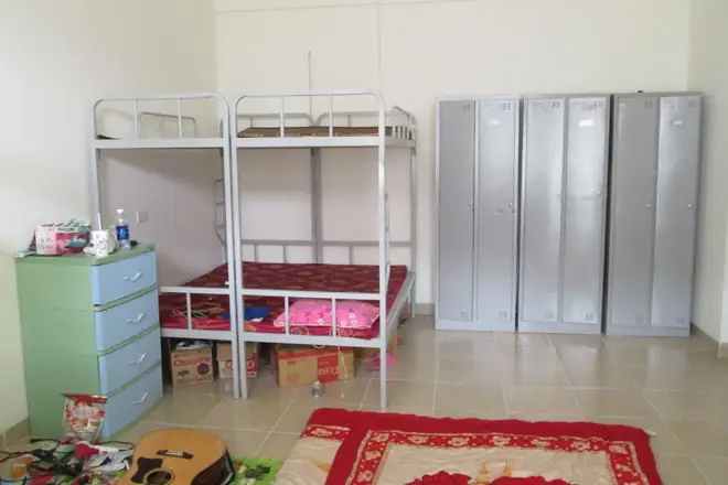 Mẫu Thiết Kế Tủ Quần Áo Sinh Viên Bằng Sắt