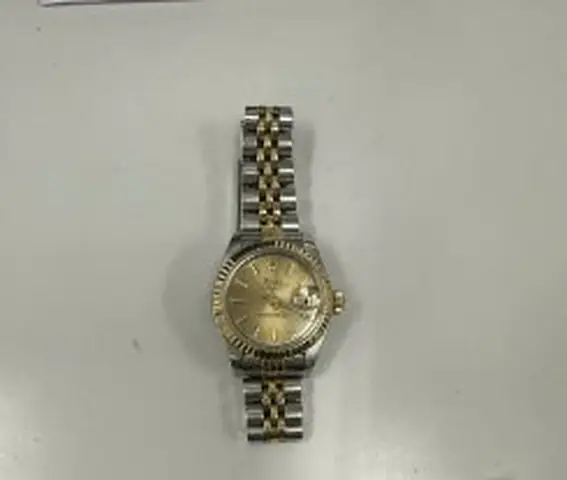 Sơn nội thất Rolex: Đánh giá chi tiết và địa chỉ mua uy tín