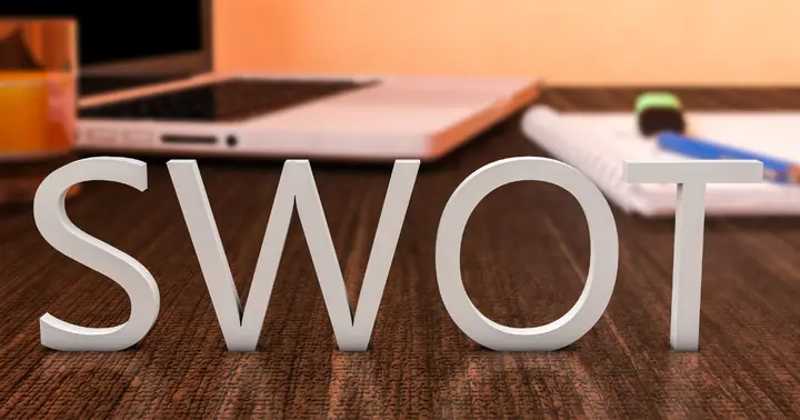 SWOT là gì?