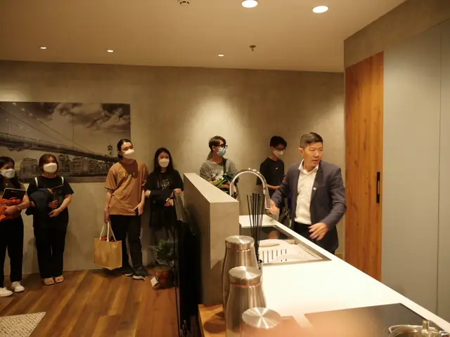 tham quan showroom nội thất
