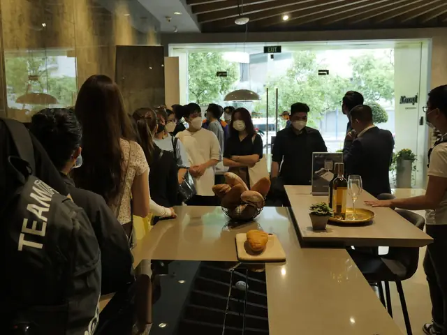 tham quan showroom nội thất