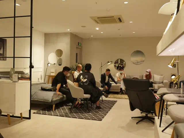 tham quan showroom nội thất