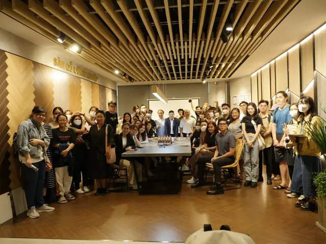 tham quan showroom nội thất