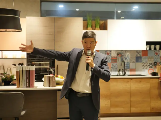 Sinh viên Ngành Thiết kế Nội thất tham quan thực tế Showroom An Cường
