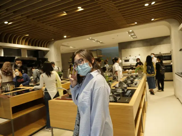 tham quan showroom nội thất
