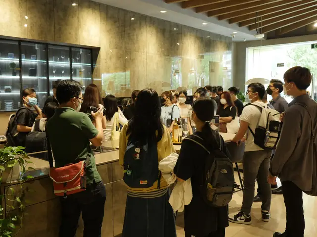 tham quan showroom nội thất
