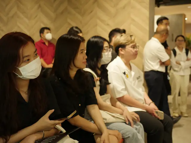 tham quan showroom nội thất