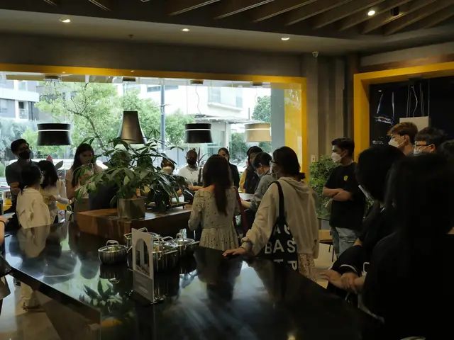 tham quan showroom nội thất
