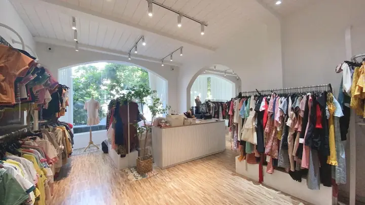 Quy trình thu mua thanh lý shop quần áo tại Hà Nội