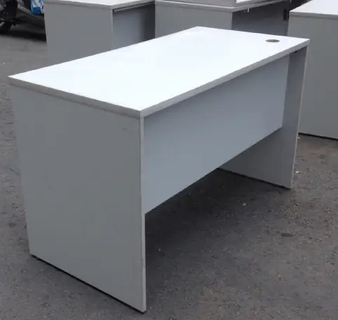 Bàn Máy Vi Tính Cũ Thanh Lý Giá Rẻ Tại TPHCM Đẹp – Chất Lượng