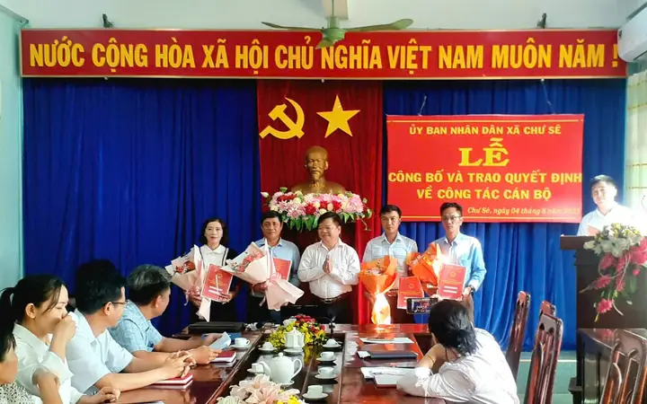 Thanh Triều Trang Trí Nội Thất Chư Sê Thanh Triều Trang Trí Nội Thất Chư Sê