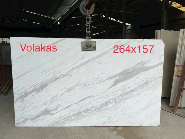 Báo Giá Đá Trắng Volakas Ốp Cầu Thang, Bàn Bếp, Quầy Bar, Lavabo, Lát Sàn, Ốp Cột