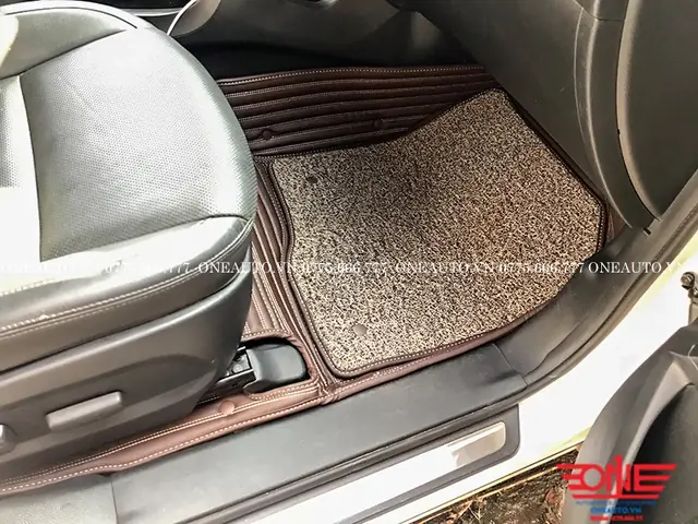 Hình Ảnh Lắp Đặt Thực Tế Bộ Lót Sàn Ô Tô Hyundai Santafe 2016