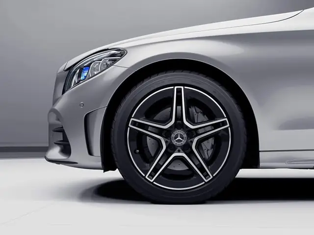 Mercedes-benz C-class 2019 Lộ Ảnh Nội Thất Và Giá Bán Dự Kiến Từ 1,499 Tỷ Đồng Tại Việt Nam - Ảnh 2.